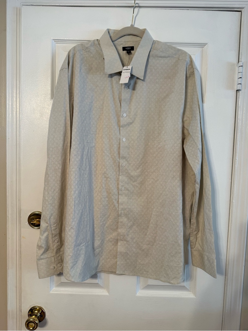 Express Men's Long-Sleeve Dress Shirt in Light Beige Patterned